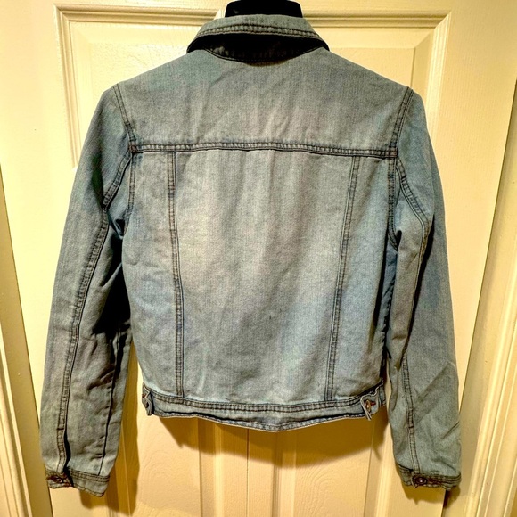 Highway Jeans Jacket Women’s Med Blue Cotton Blend Short Coastal Cowgirl.  GUC - Picture 2 of 9